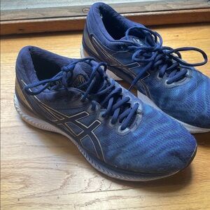 Blue Athletic Running Shoes